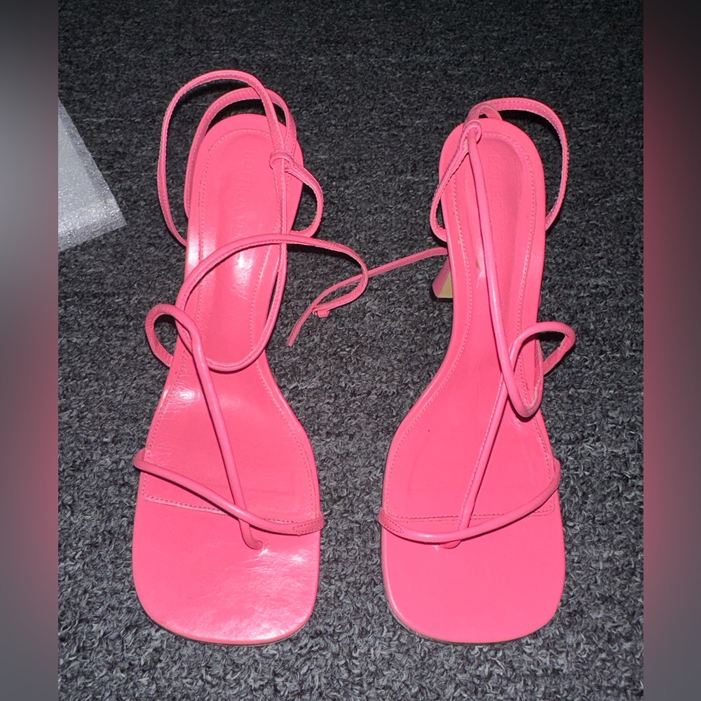LIKE NEW Bottega Veneta Ladies Pink Square Toe Heel Sandal 
SIZE 37.5 (7.5)